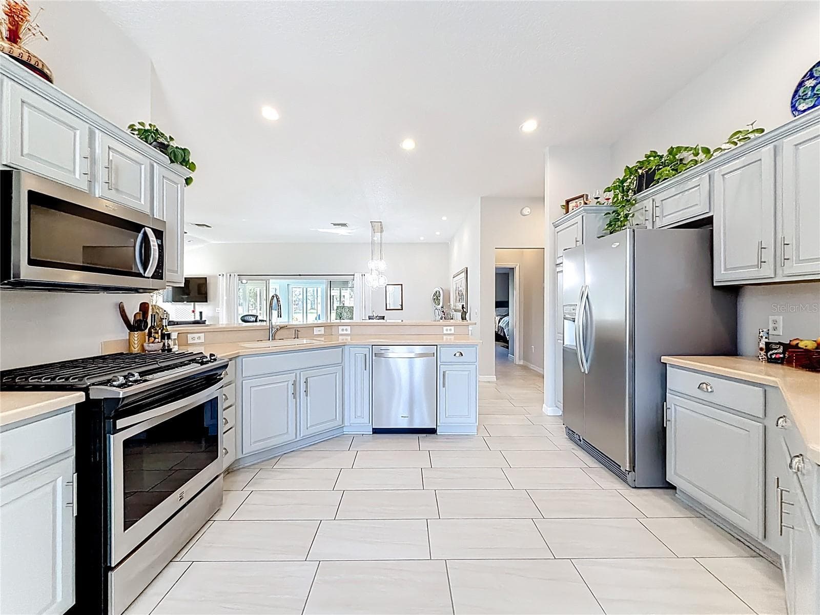 Single Family Residence at 16816 SE 85TH SAPELO CT, THE VILLAGES, photo 13 of 68