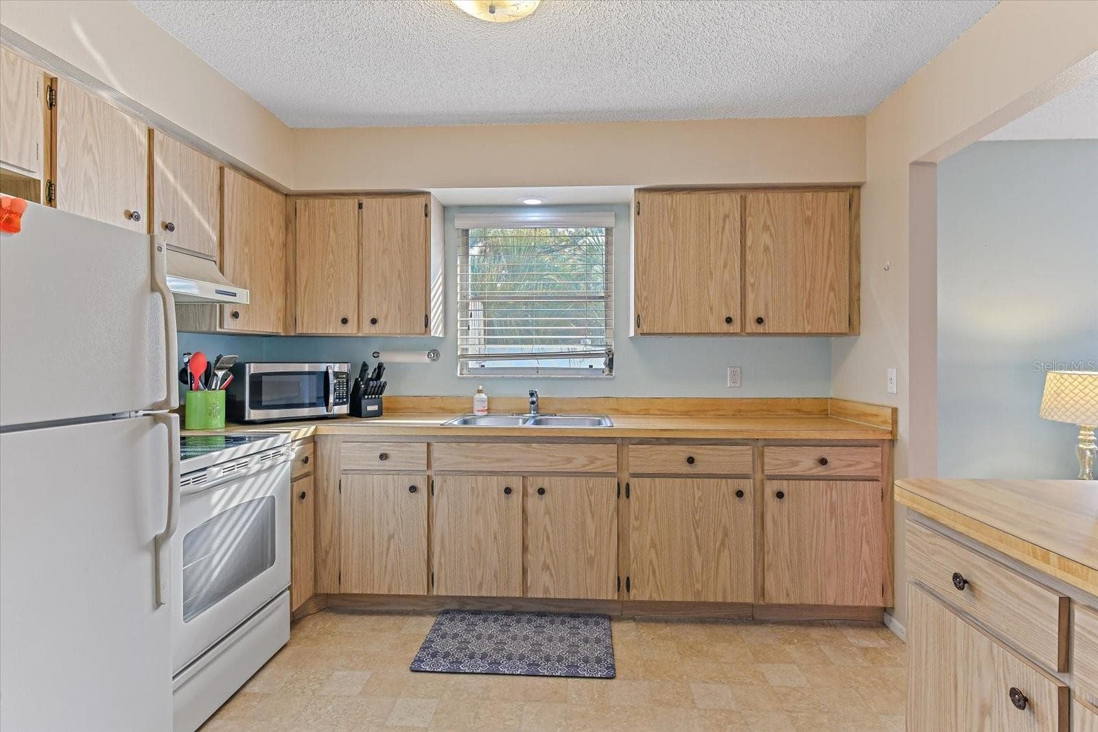 Kitchen - 140 AVENIDA DE LA ISLA, NOKOMIS