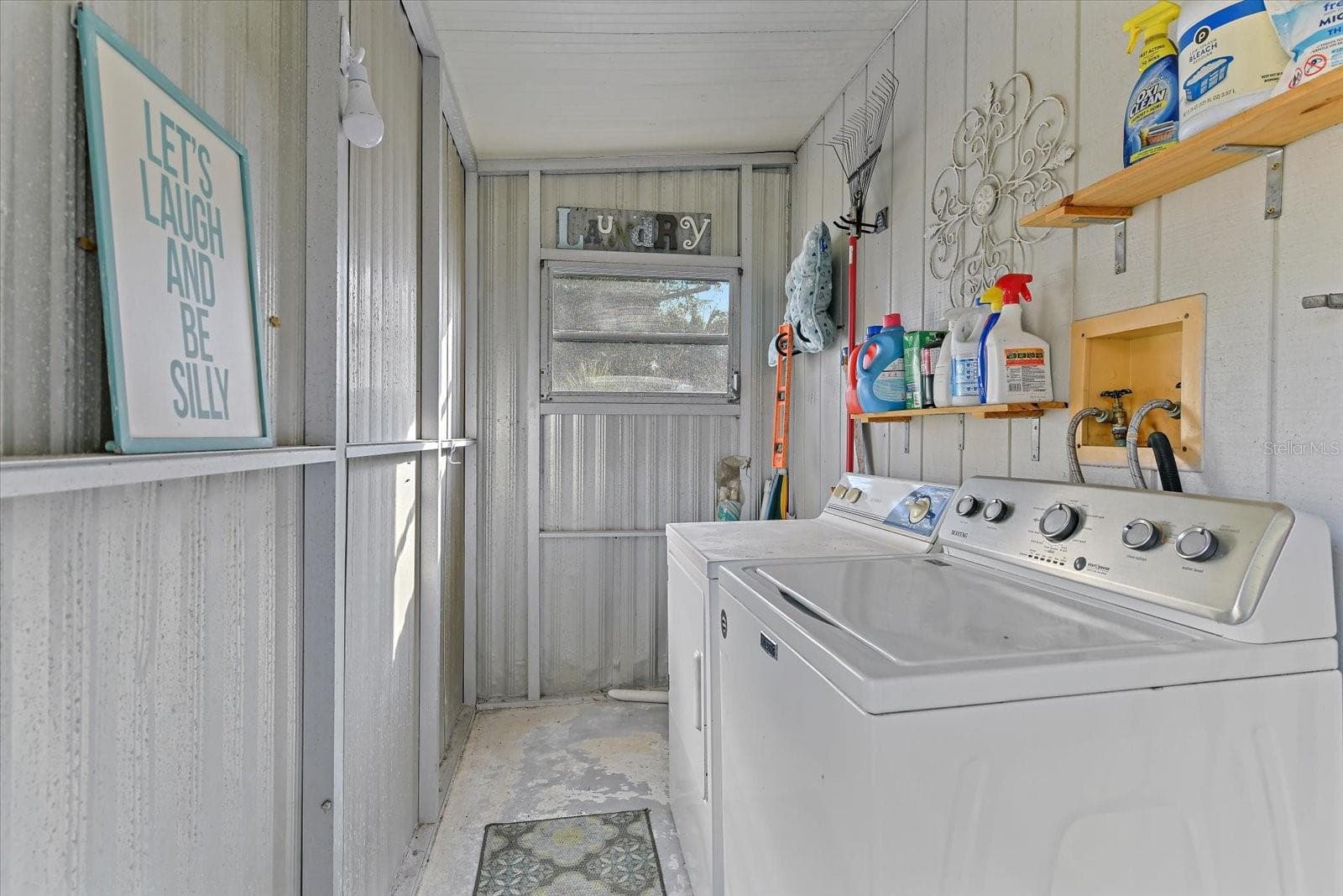 Laundry/Back Lanai - 140 AVENIDA DE LA ISLA, NOKOMIS