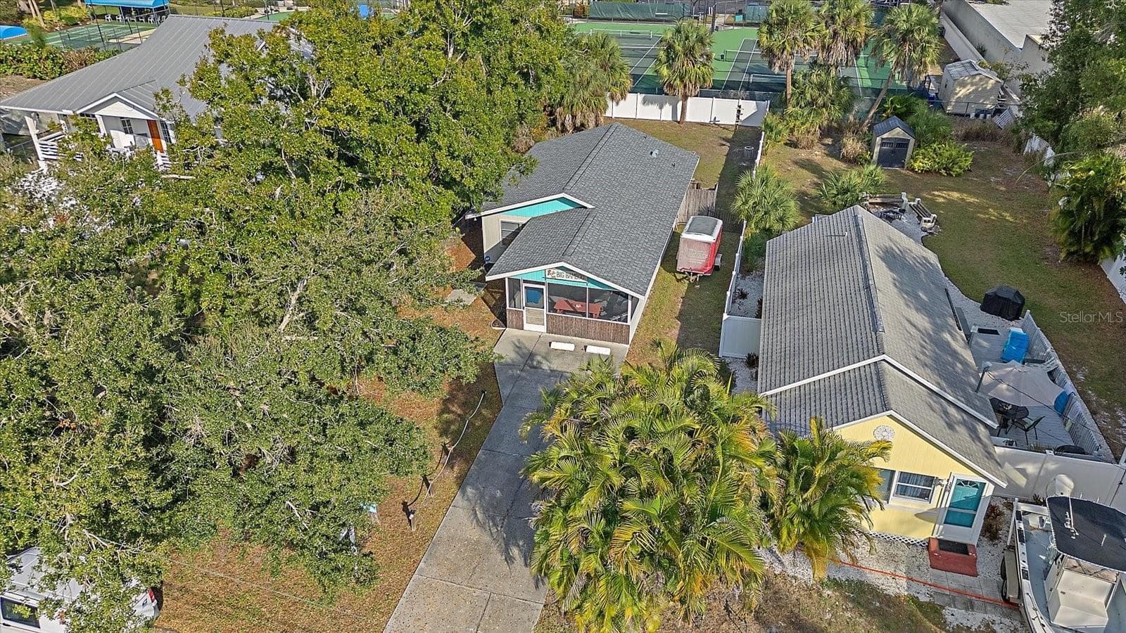 Single Family Residence at 140 AVENIDA DE LA ISLA, NOKOMIS, photo 34 of 43
