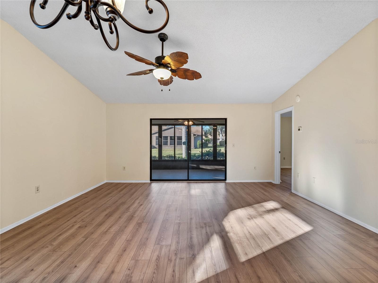 Villa at 365 OAK HILL WAY #32, SARASOTA, photo 11 of 39