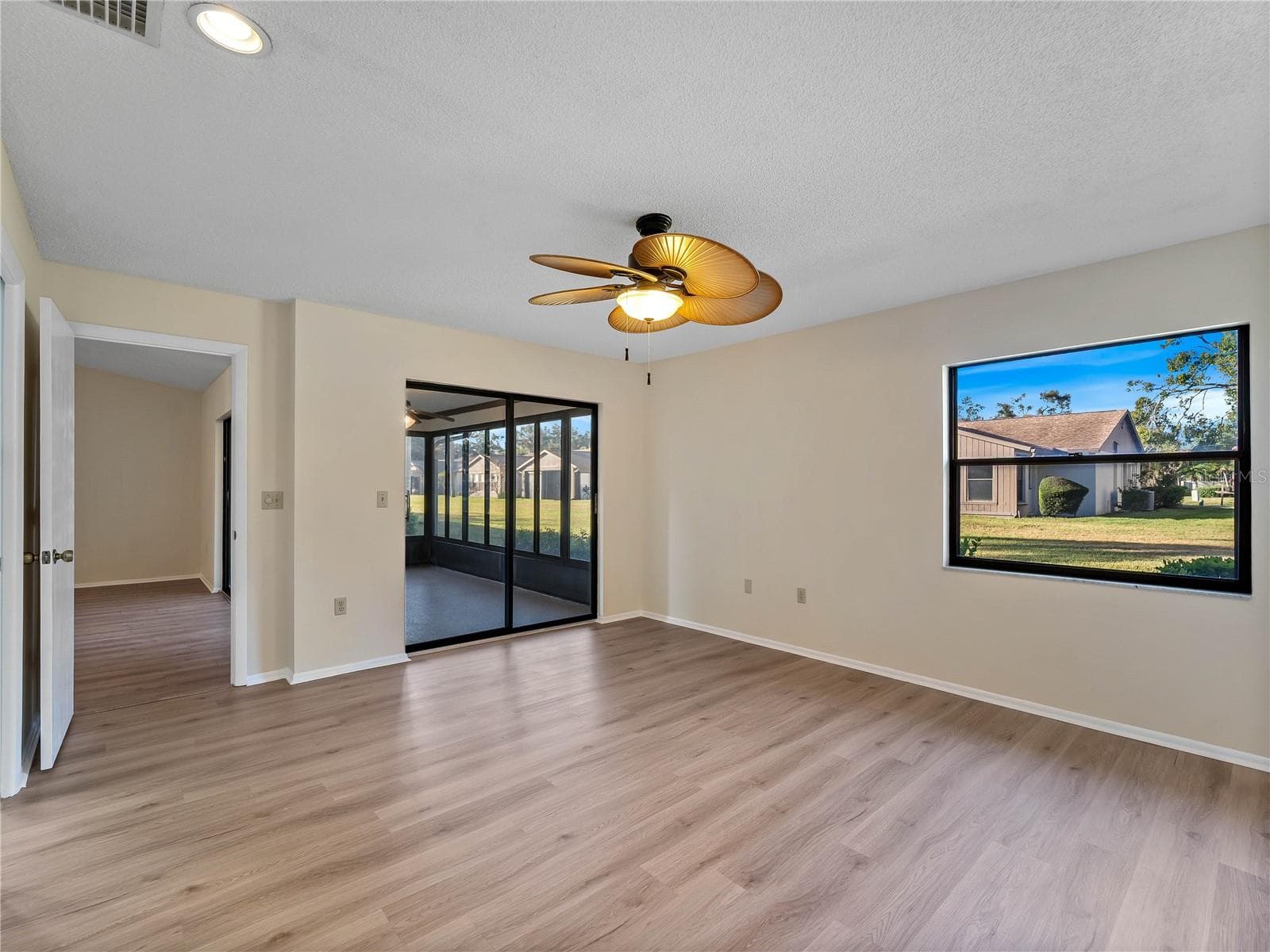 Villa at 365 OAK HILL WAY #32, SARASOTA, photo 14 of 39