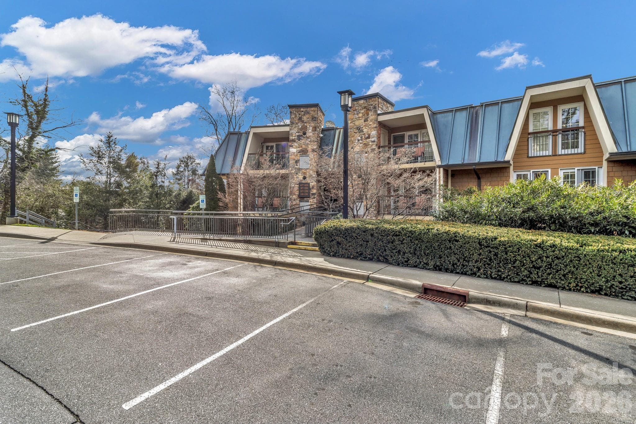Condominium at Asheville, photo 2 of 43