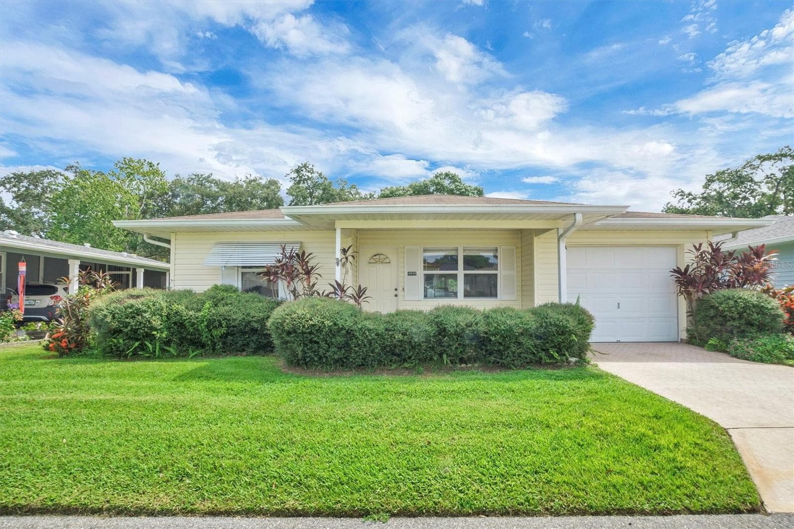 4938 COLONNADES CIR E