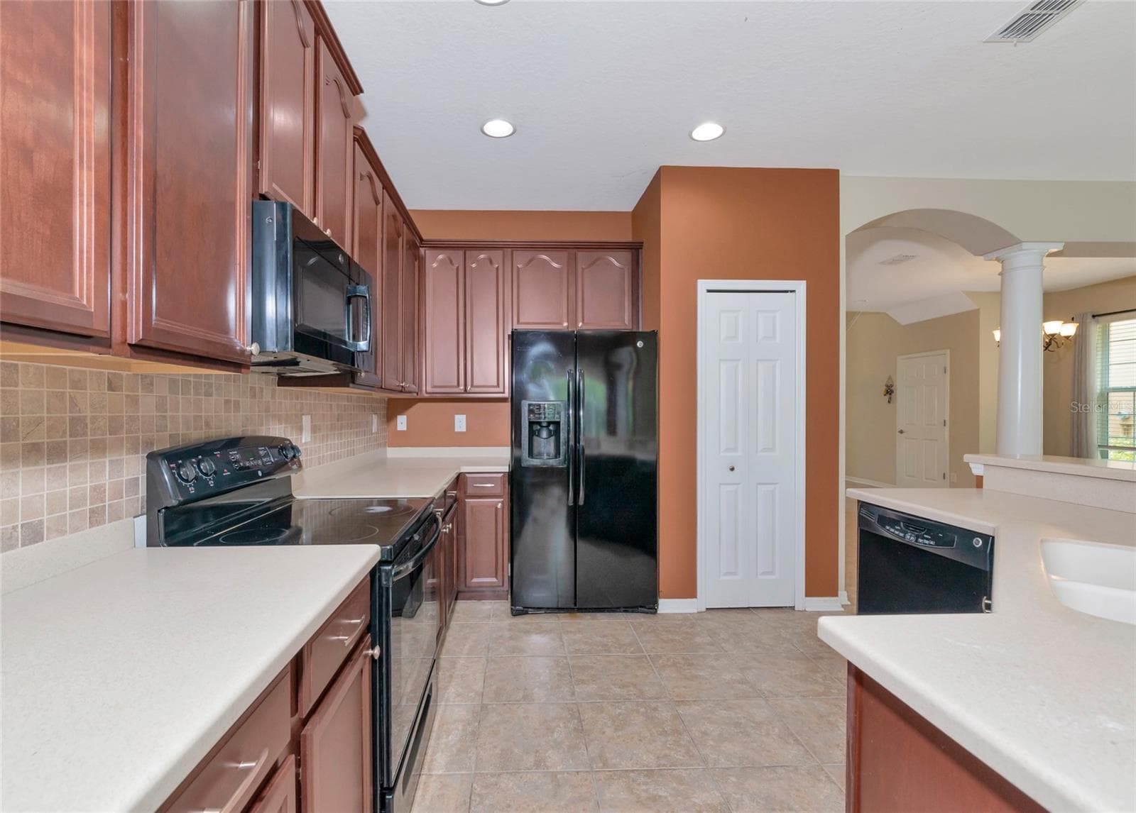 Townhouse at 5519 NAPA DR, SARASOTA, photo 6 of 27
