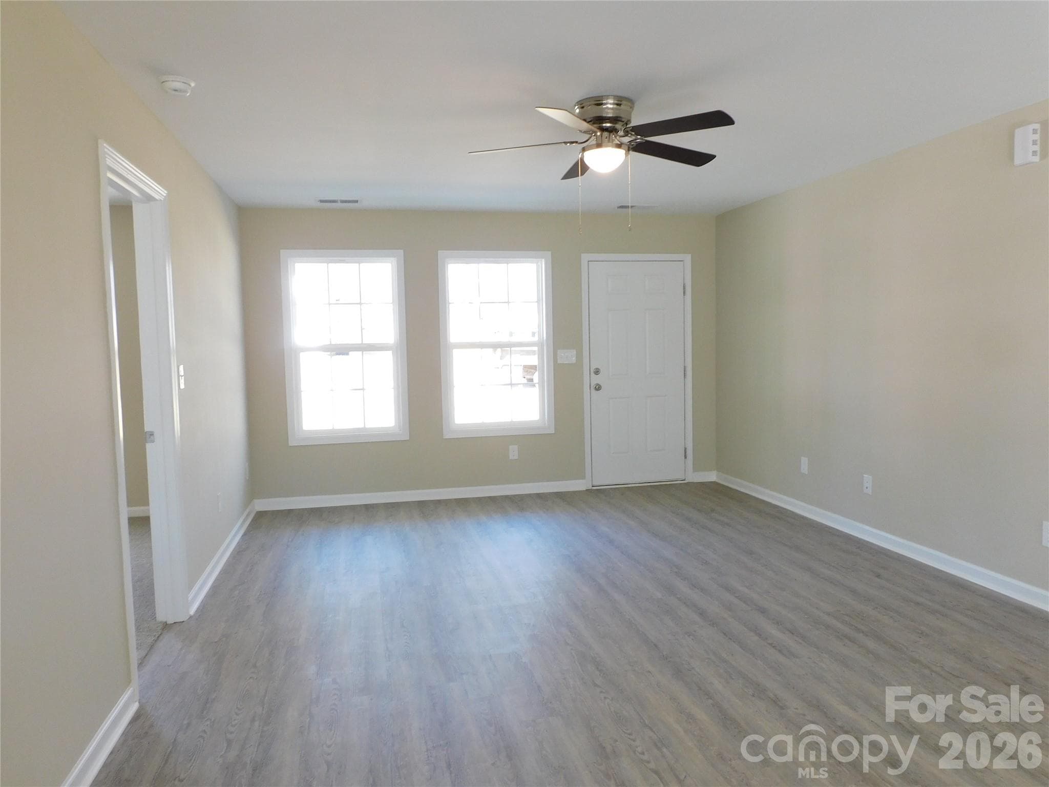 Living area - 216 McClain Street, York