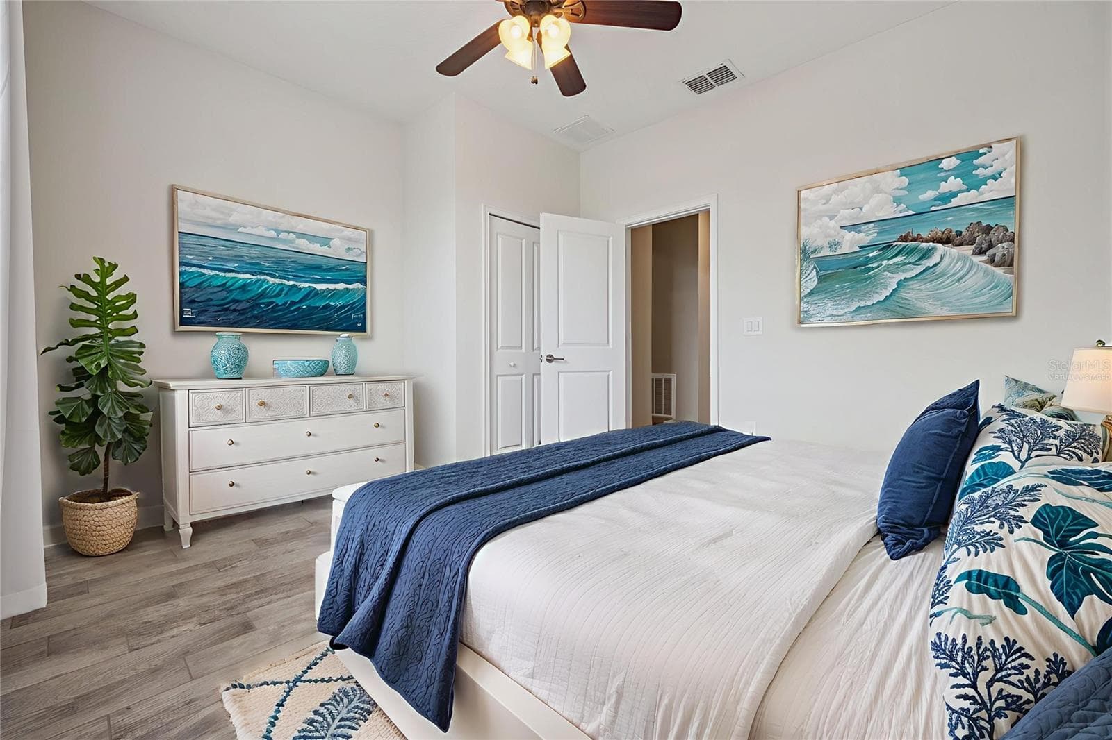 Virtually staged guest bedroom - 3464 EMBERS LN, CLERMONT