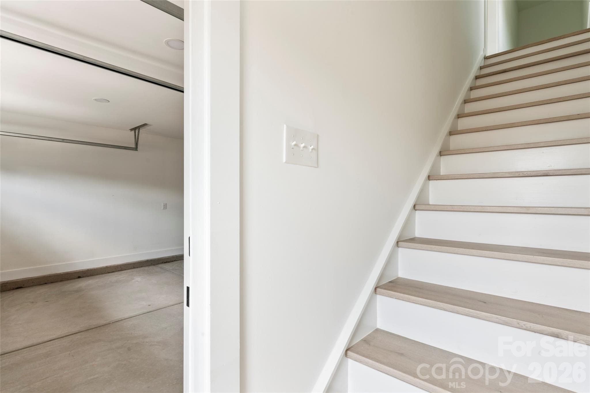 Townhouse at 325 Yaupon Court, Fort Mill, photo 11 of 40