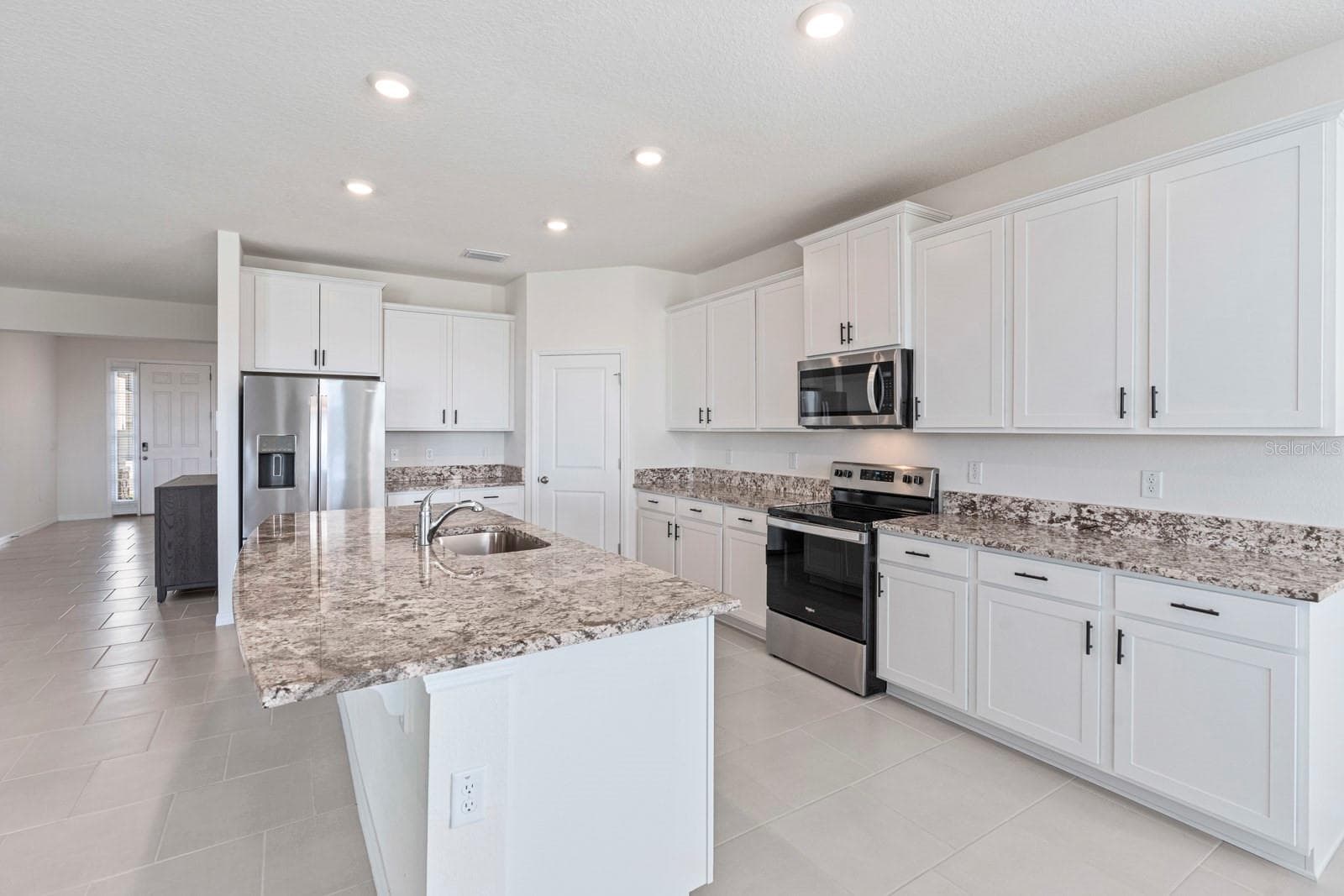 Single Family Residence at 3507 GOLDEN WHEAT LN, PLANT CITY, photo 12 of 46