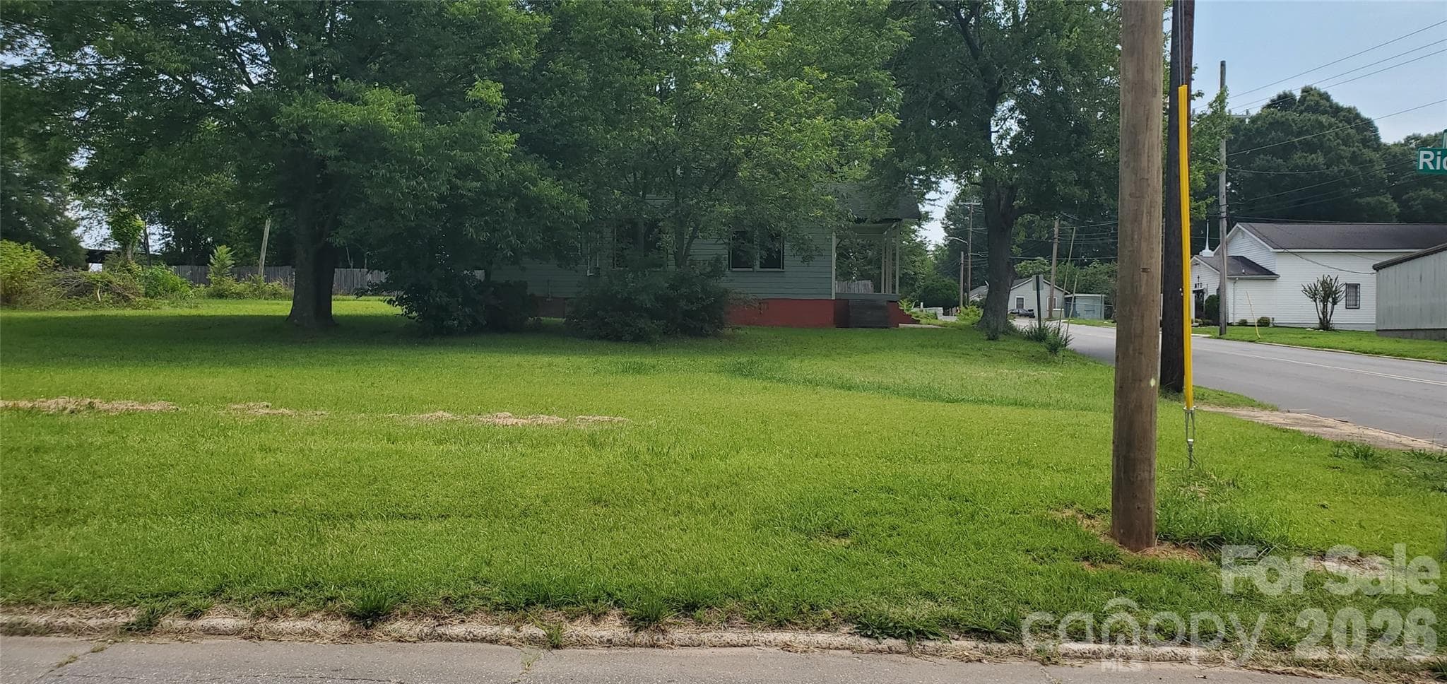 Unimproved Commercial at 309 Monroe Street, Statesville, photo 3 of 9