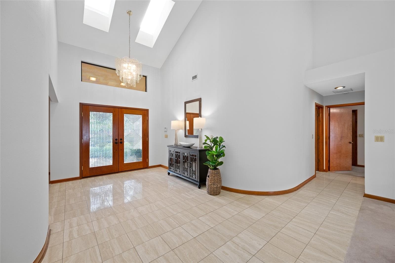 View back to front door - 9807 COMPASS POINT WAY, TAMPA