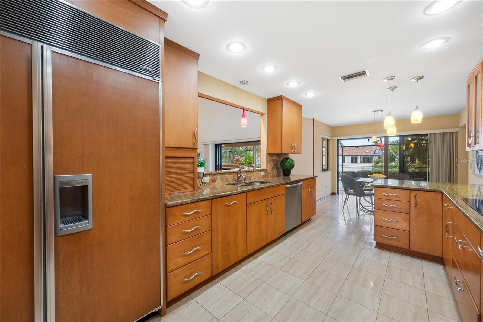 Kitchen Thermador refridgerator - 9807 COMPASS POINT WAY, TAMPA