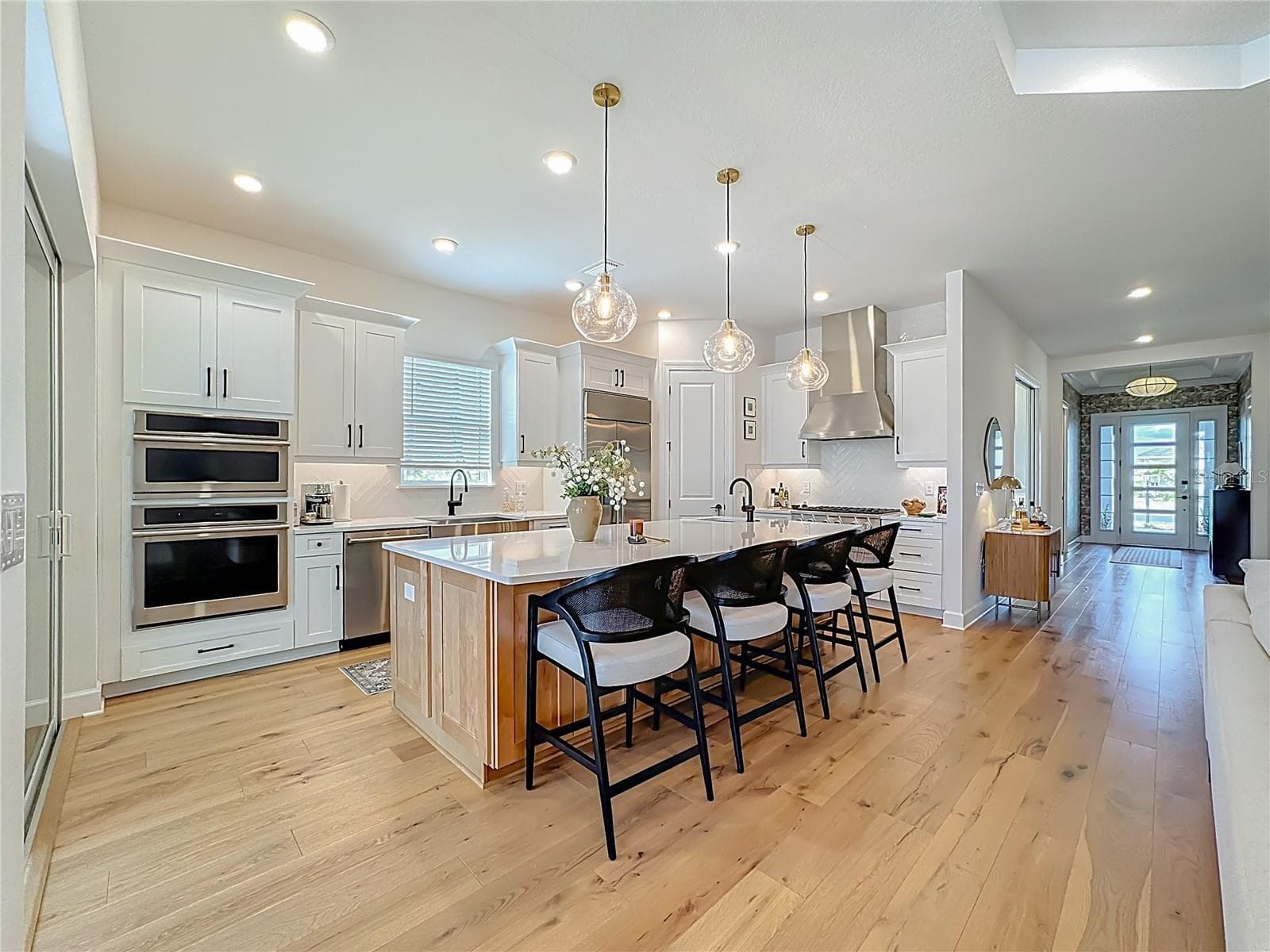 Single Family Residence at 16306 ISOLA PL, LAKEWOOD RANCH, photo 22 of 113