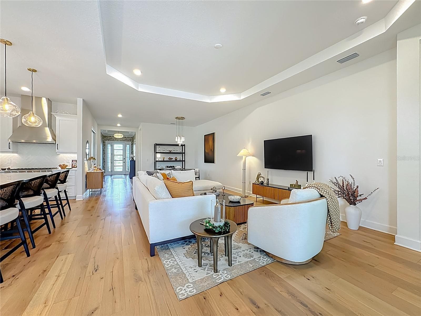 Single Family Residence at 16306 ISOLA PL, LAKEWOOD RANCH, photo 23 of 113