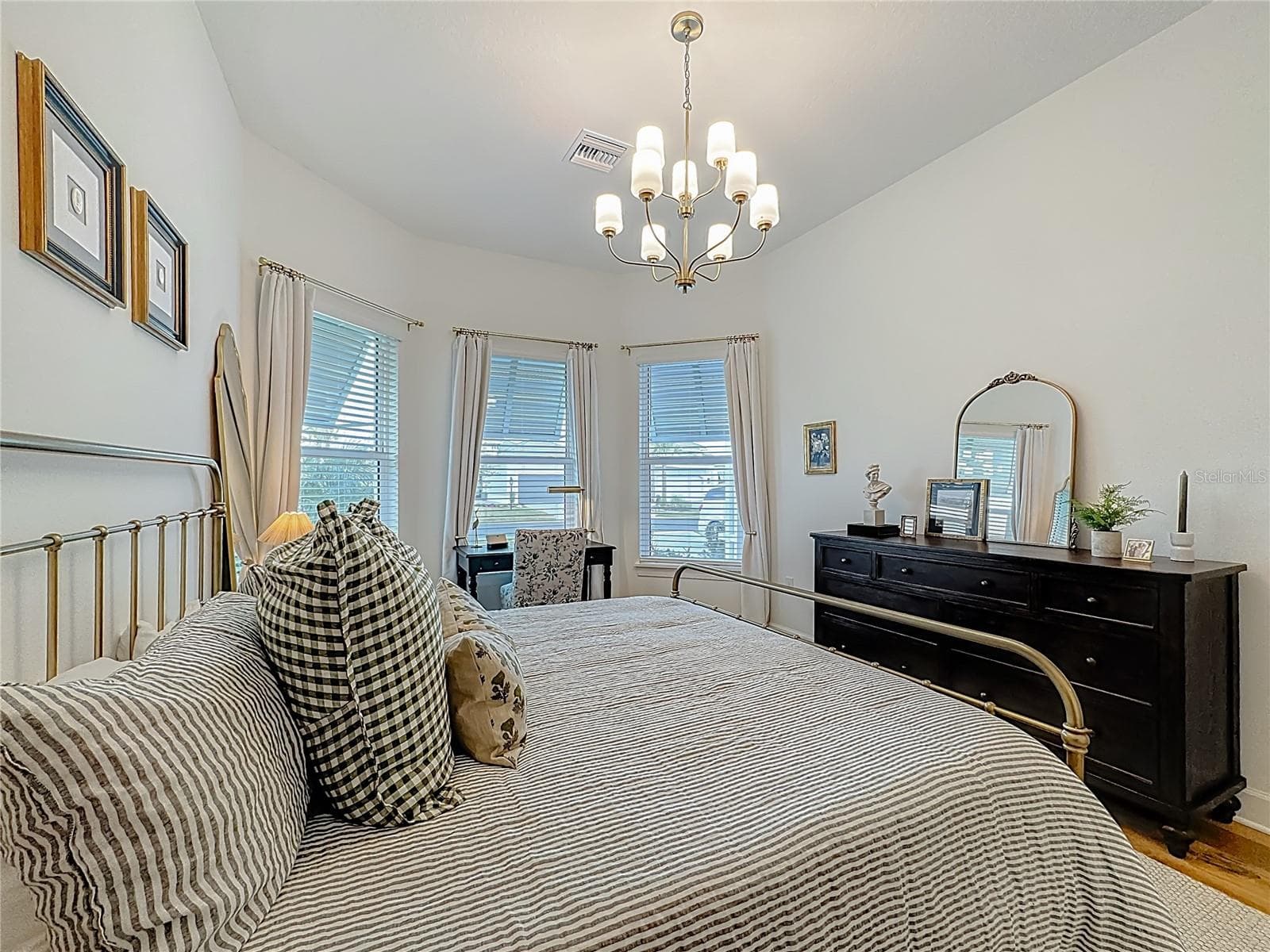 Single Family Residence at 16306 ISOLA PL, LAKEWOOD RANCH, photo 34 of 113