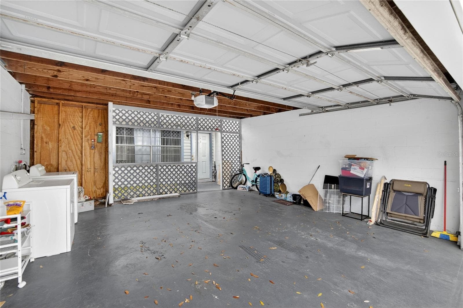 2 Car Garage - 11920 DIETZ DR #11920, TAMPA