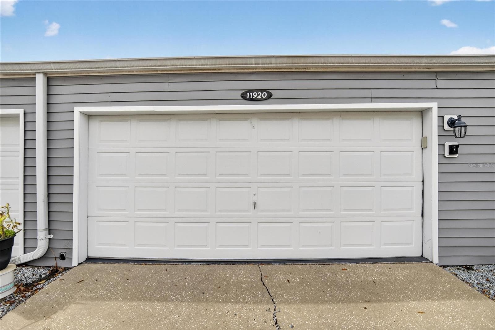 Garage and Entrance to Home - 11920 DIETZ DR #11920, TAMPA