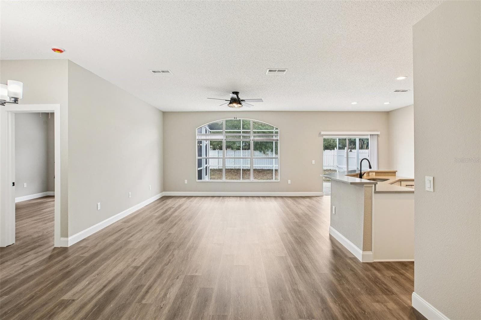 Single Family Residence at 2700 SIERRA VISTA WAY, HOLIDAY, photo 6 of 63