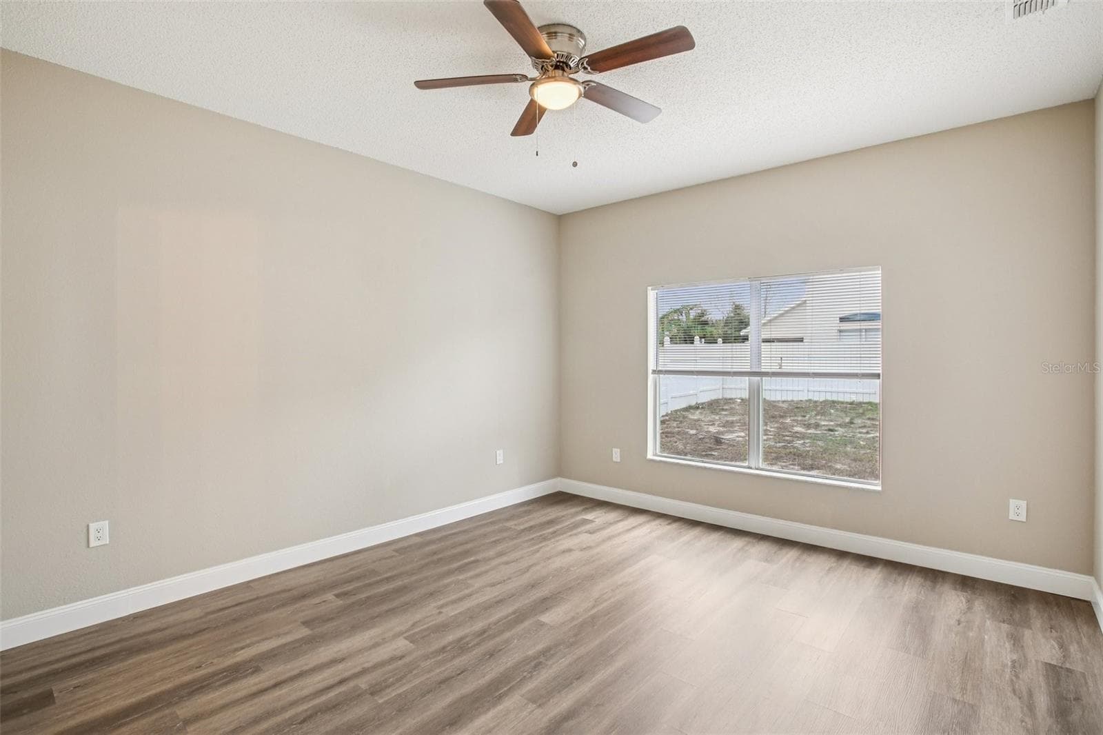 Single Family Residence at 2700 SIERRA VISTA WAY, HOLIDAY, photo 41 of 63