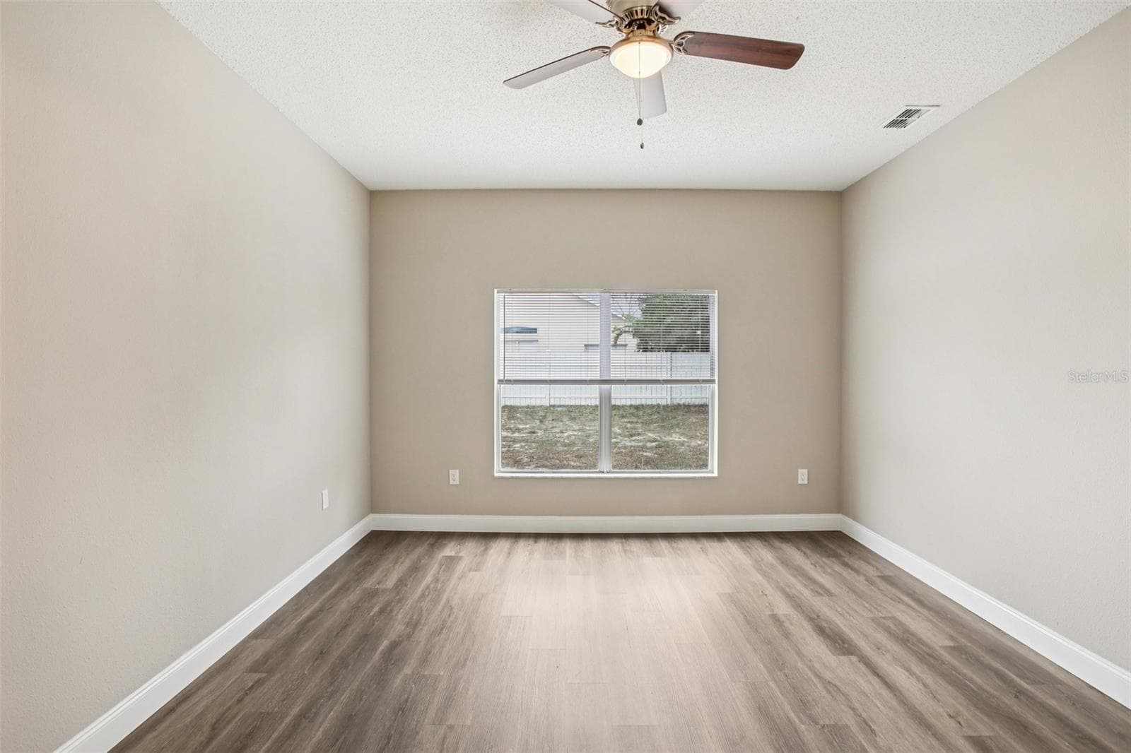 Single Family Residence at 2700 SIERRA VISTA WAY, HOLIDAY, photo 43 of 63
