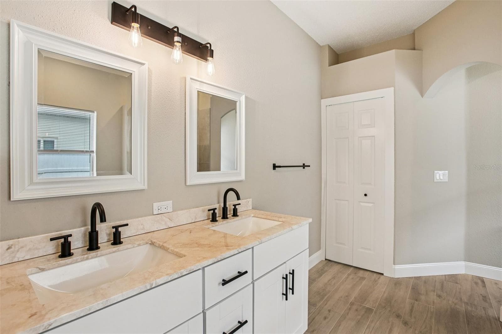 Single Family Residence at 2700 SIERRA VISTA WAY, HOLIDAY, photo 44 of 63