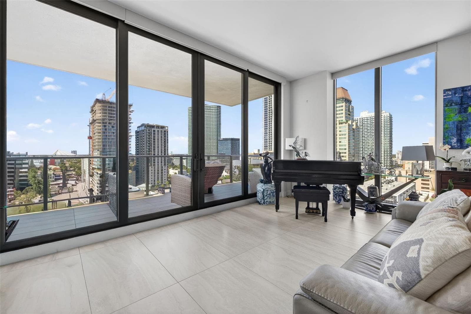 Condominium at 301 1ST ST S #1505, ST PETERSBURG, photo 7 of 63