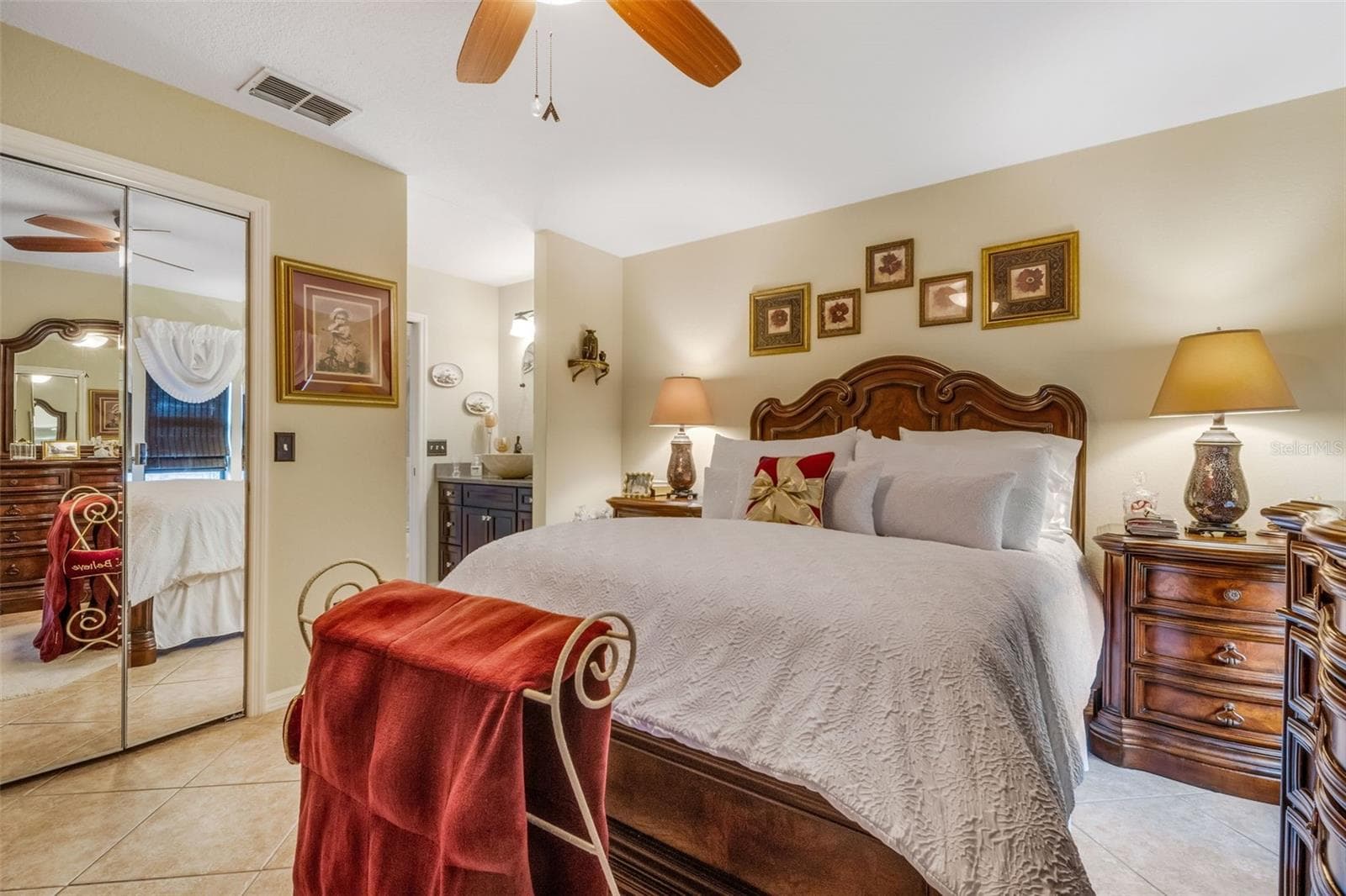 Single Family Residence at 551 GRAND CAYMAN CIR, LAKELAND, photo 19 of 29