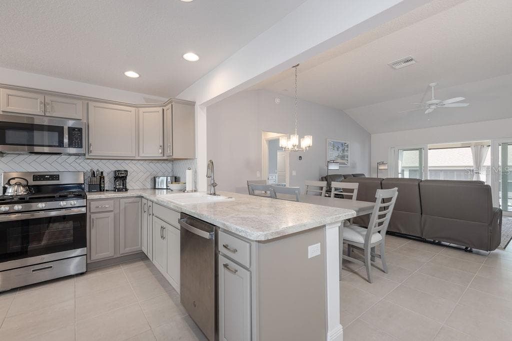 Single Family Residence at 2454 YOUNGMANN LOOP, THE VILLAGES, photo 22 of 45