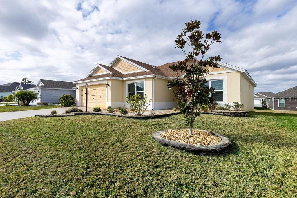 Single Family Residence at 2454 YOUNGMANN LOOP, THE VILLAGES, photo 32 of 45