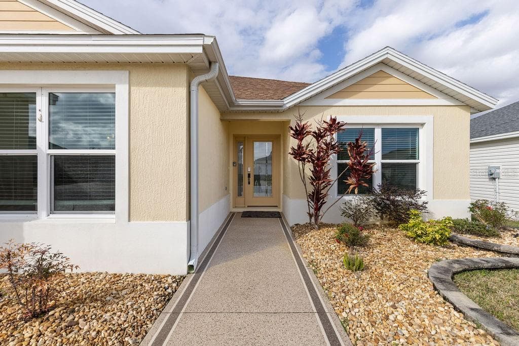 Single Family Residence at 2454 YOUNGMANN LOOP, THE VILLAGES, photo 33 of 45
