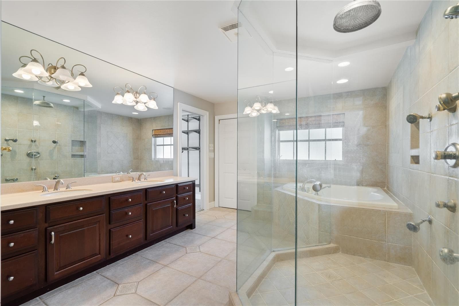 Single Family Residence at 482 HERMOSITA DR, ST PETE BEACH, photo 61 of 92
