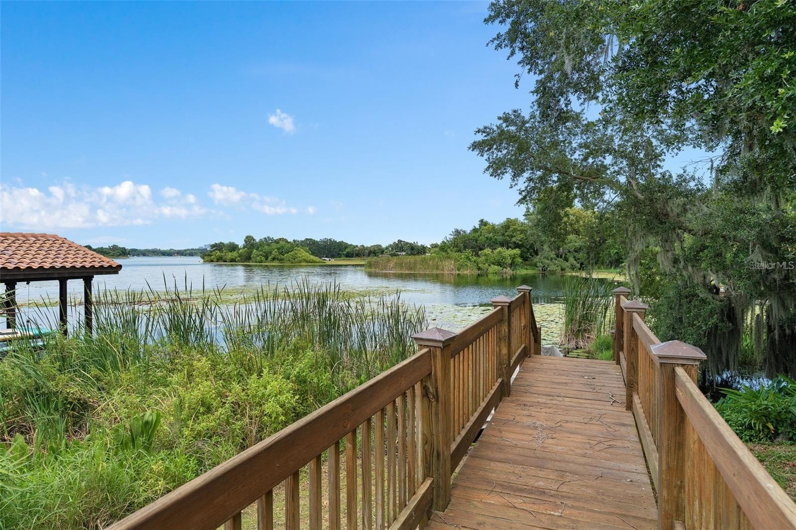 Deck to lake - 4509 PATRICIA ANN CT, ORLANDO