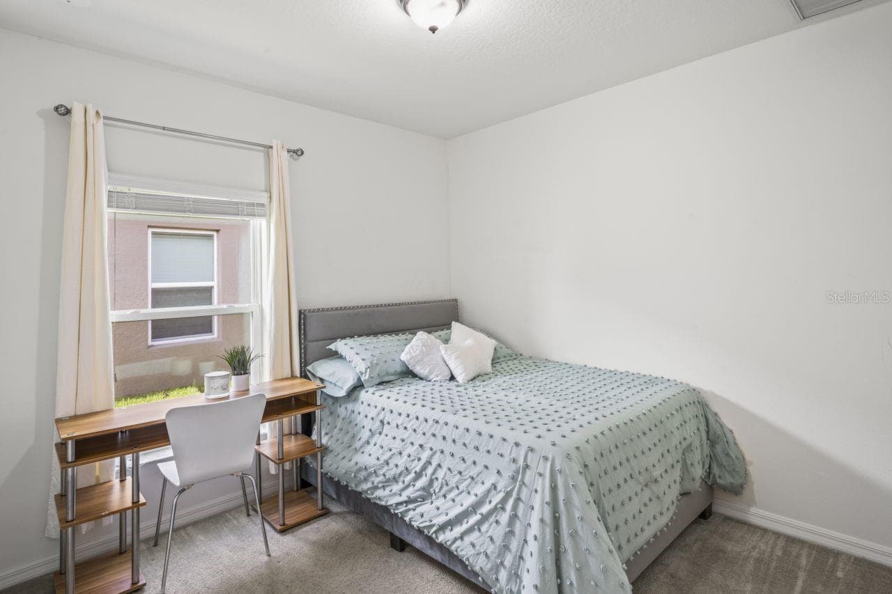 Carpet was removed and floor was painted - 571 OLD WINDSOR WAY, SPRING HILL