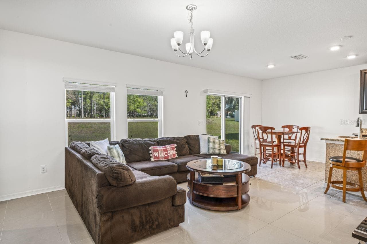Single Family Residence at 571 OLD WINDSOR WAY, SPRING HILL, photo 16 of 74
