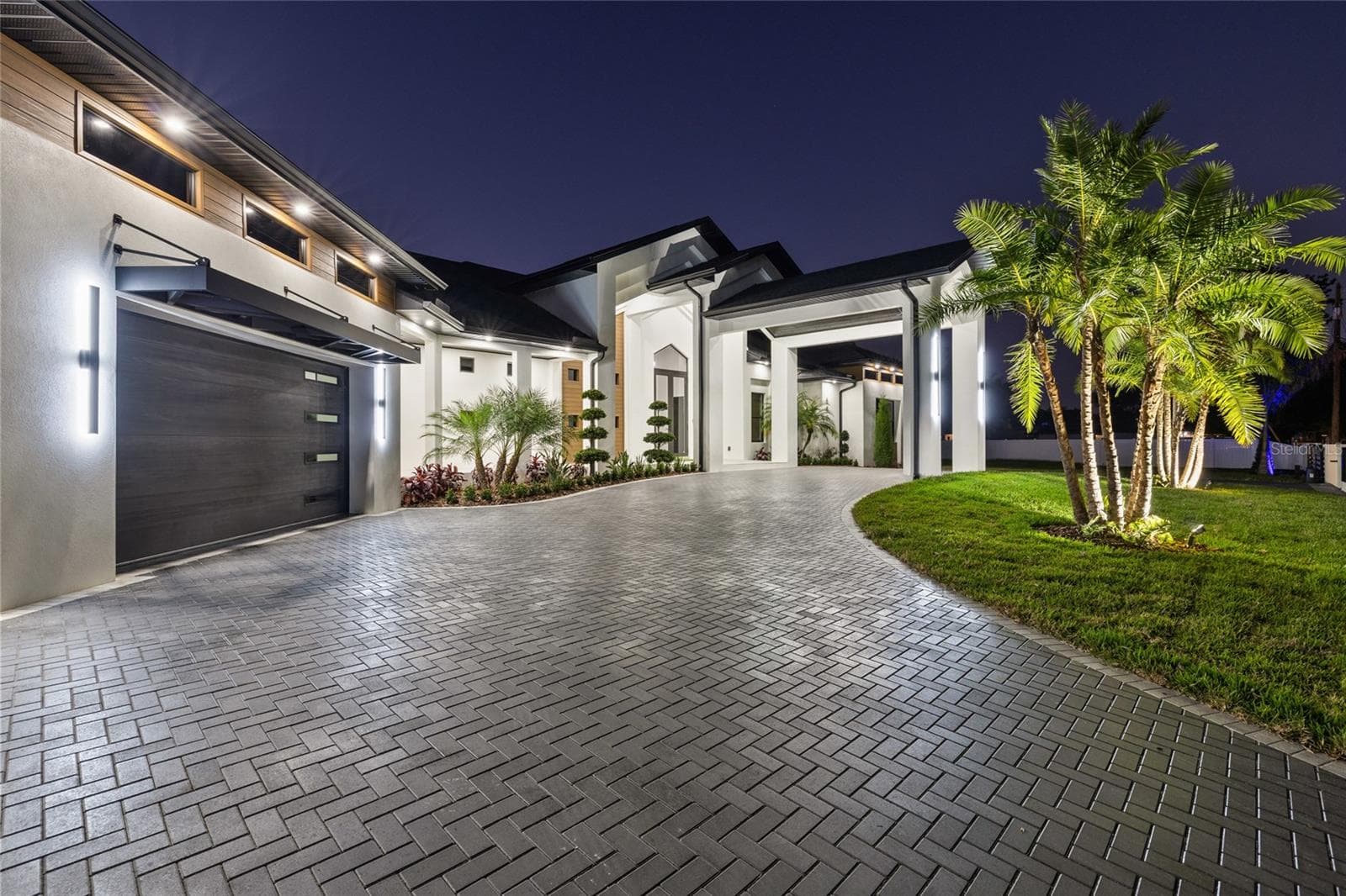 Single Family Residence at 6802 E CREEK DR, TAMPA, photo 96 of 100