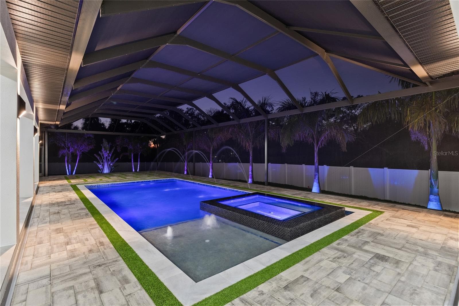 Single Family Residence at 6802 E CREEK DR, TAMPA, photo 97 of 100