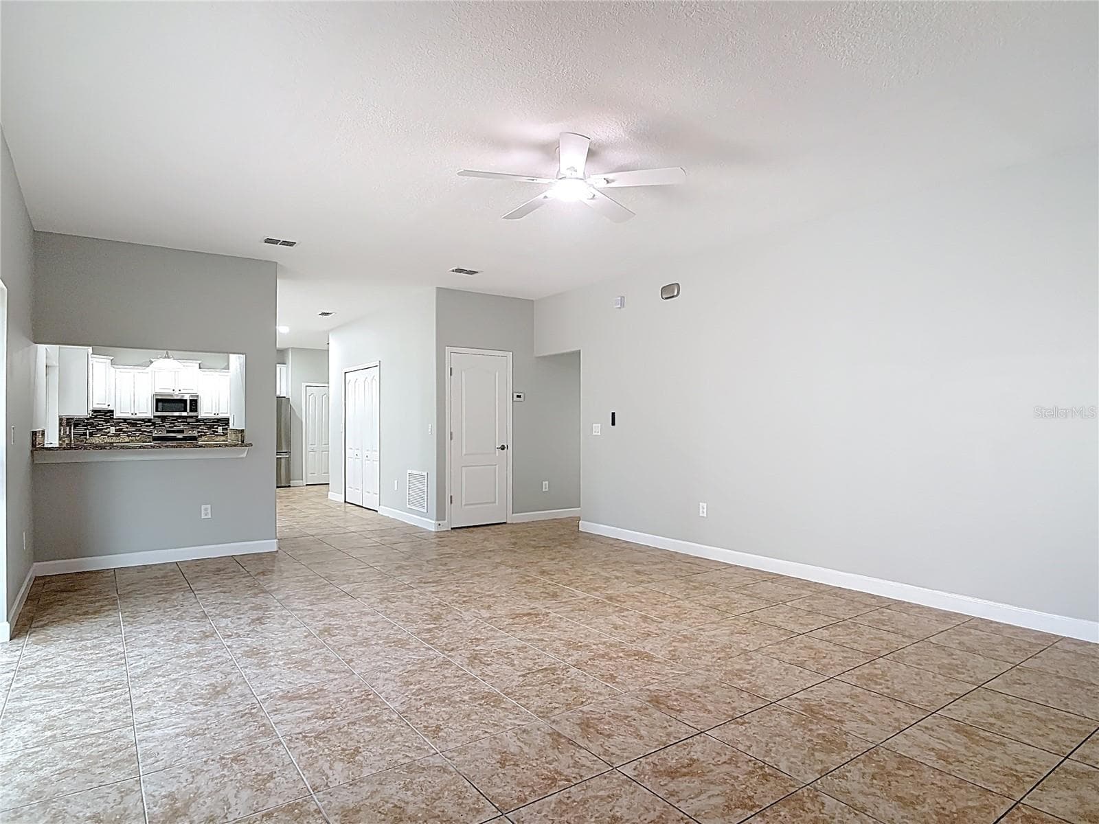 Single Family Residence at 4764 COPPOLA DR, MOUNT DORA, photo 42 of 93