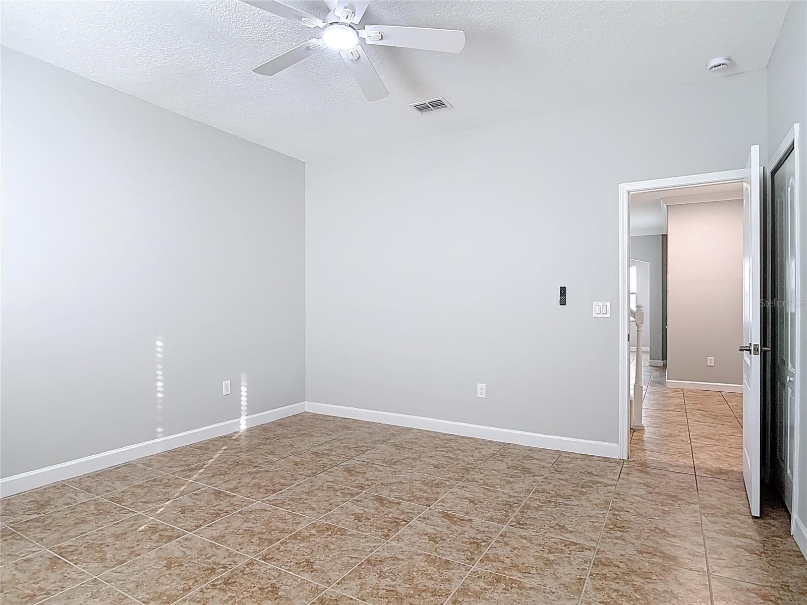 Single Family Residence at 4764 COPPOLA DR, MOUNT DORA, photo 47 of 93