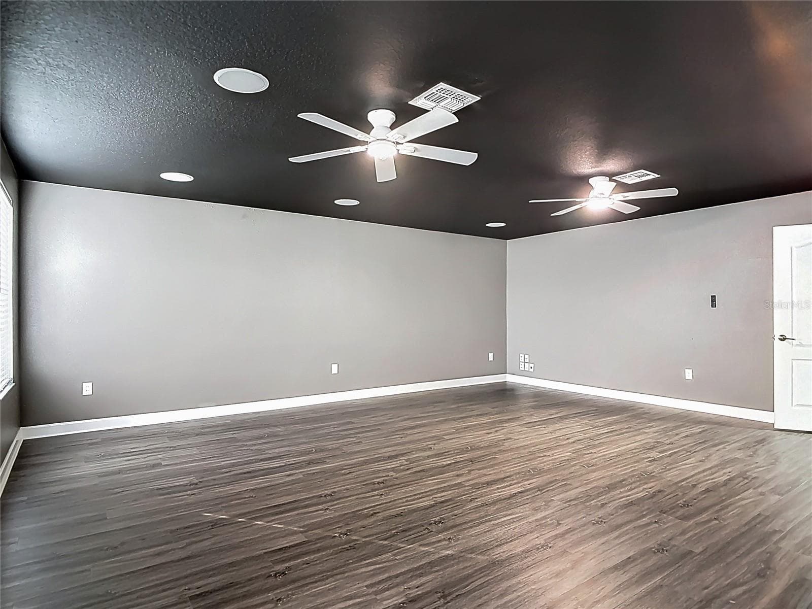 Single Family Residence at 4764 COPPOLA DR, MOUNT DORA, photo 55 of 93
