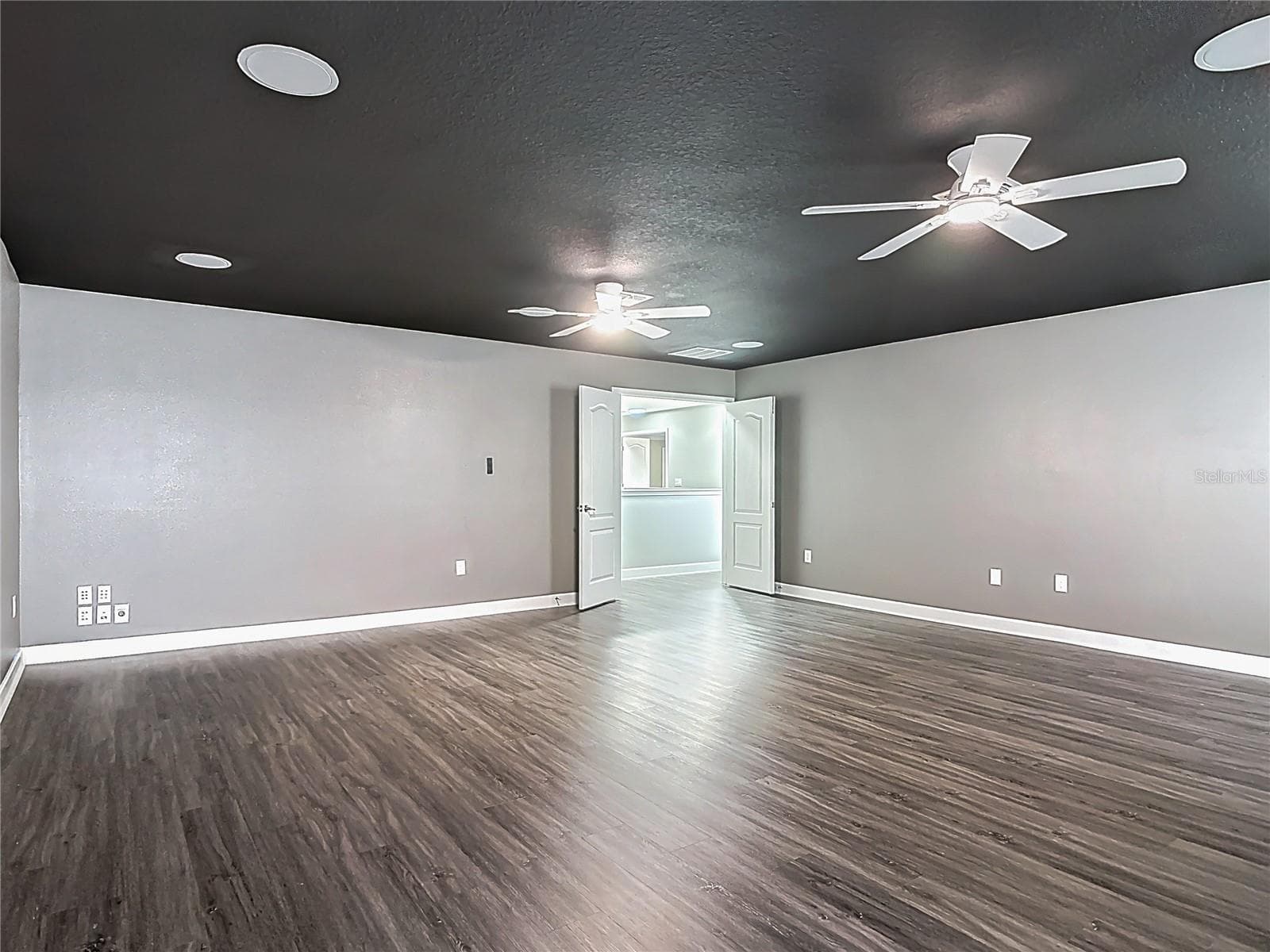 Single Family Residence at 4764 COPPOLA DR, MOUNT DORA, photo 56 of 93