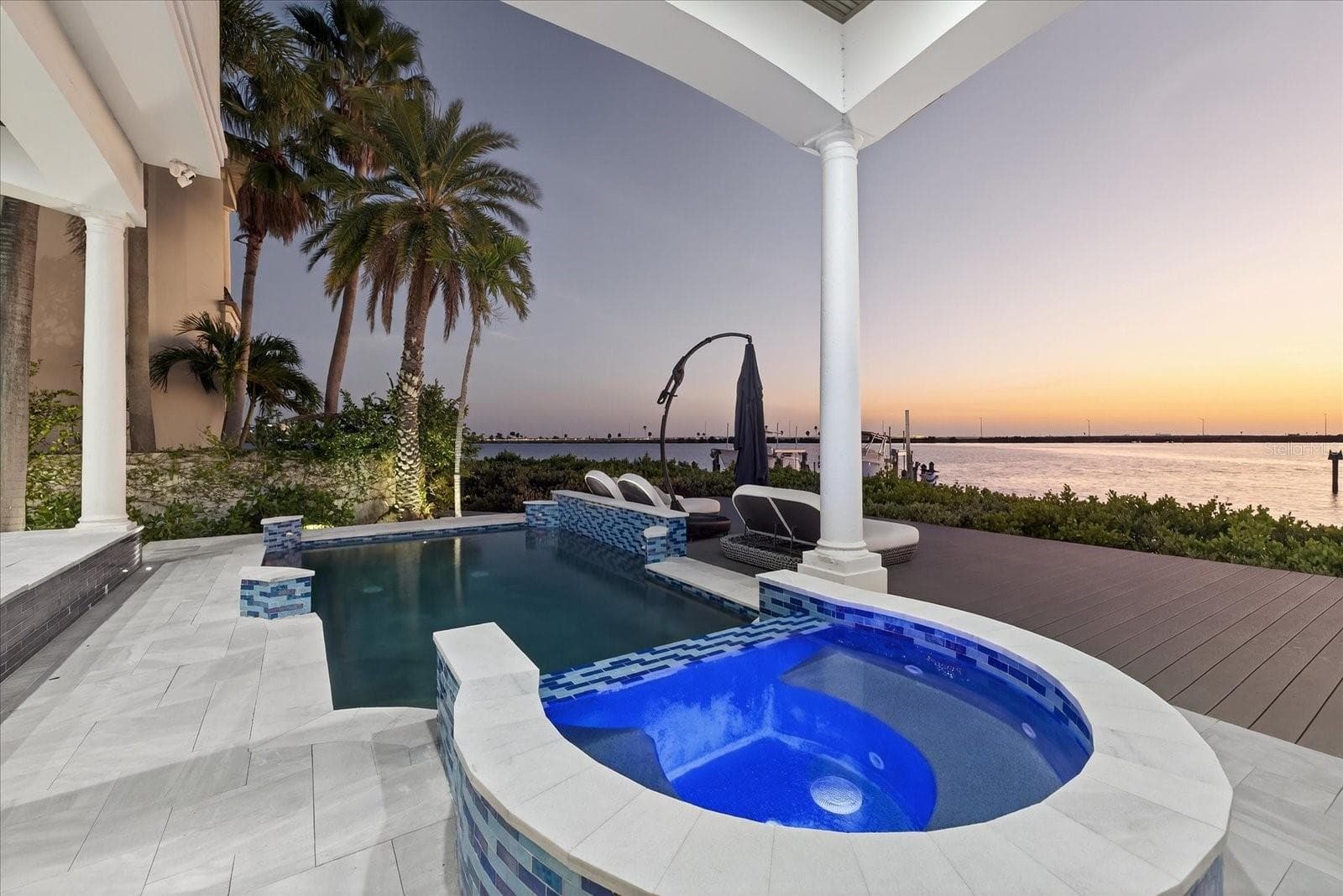 Single Family Residence at 4102 CAUSEWAY VISTA DR, TAMPA, photo 6 of 100
