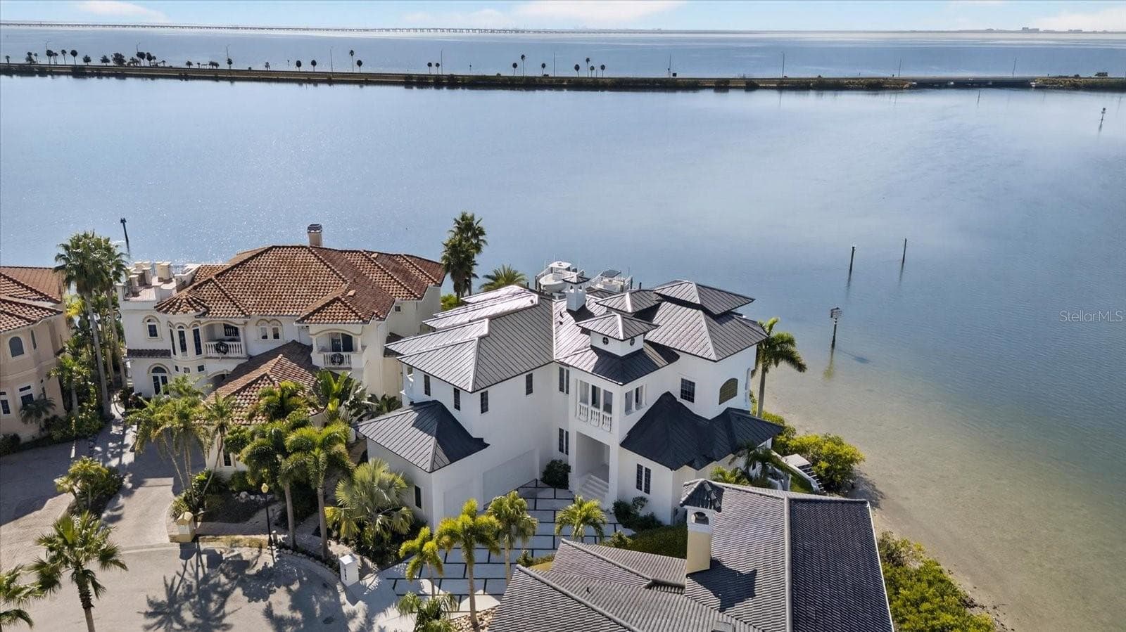 Single Family Residence at 4102 CAUSEWAY VISTA DR, TAMPA, photo 16 of 100
