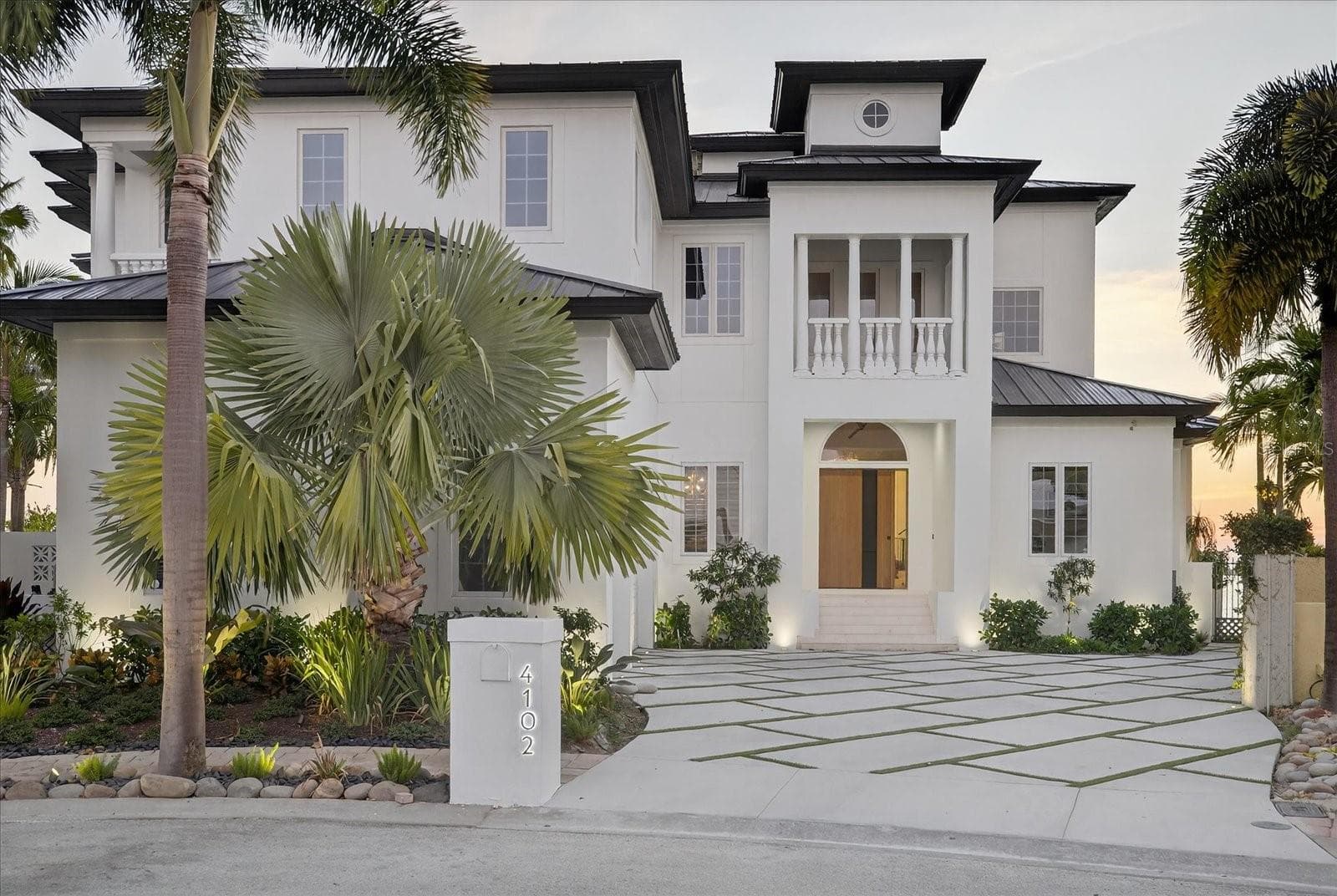 Single Family Residence at 4102 CAUSEWAY VISTA DR, TAMPA, photo 89 of 100