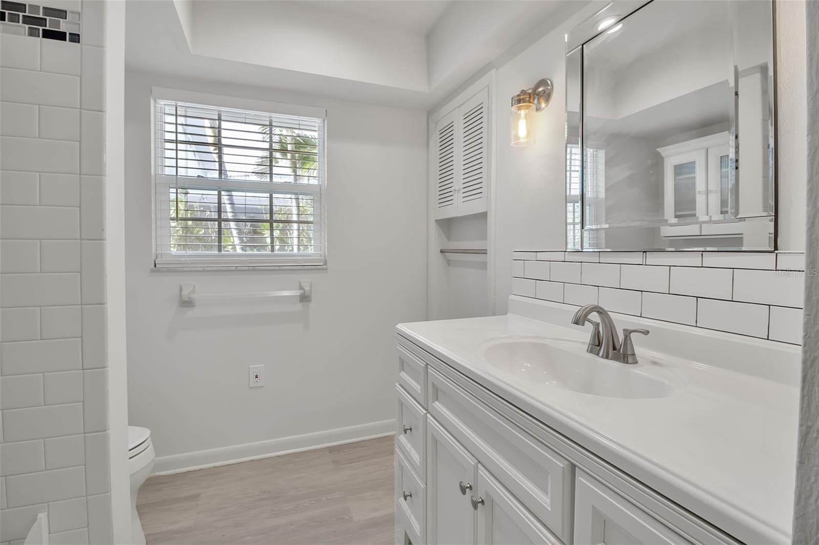 Single Family Residence at 922 CASEY COVE DR, NOKOMIS, photo 22 of 50