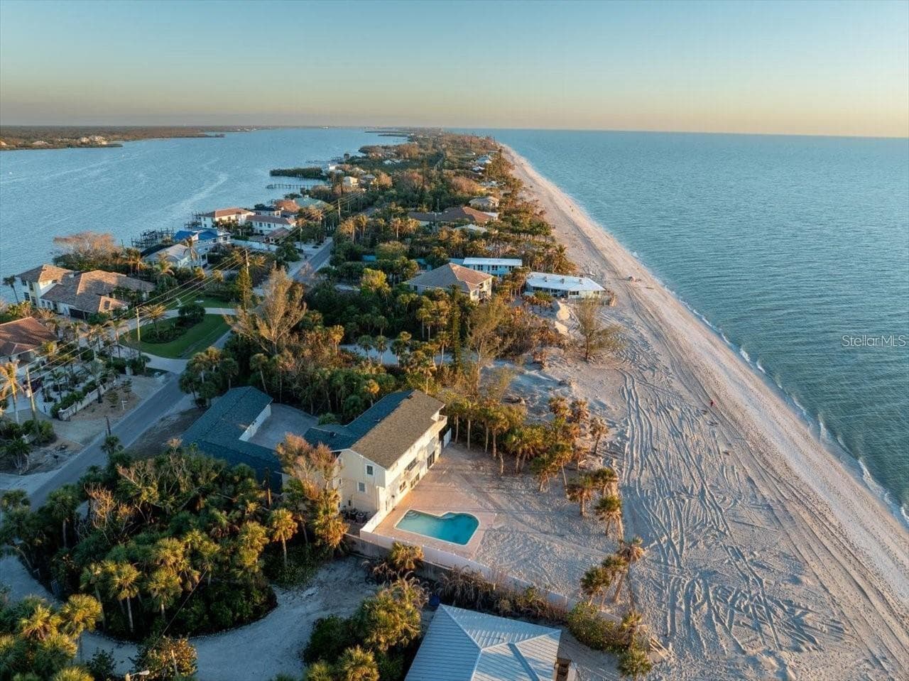 8030 MANASOTA KEY RD