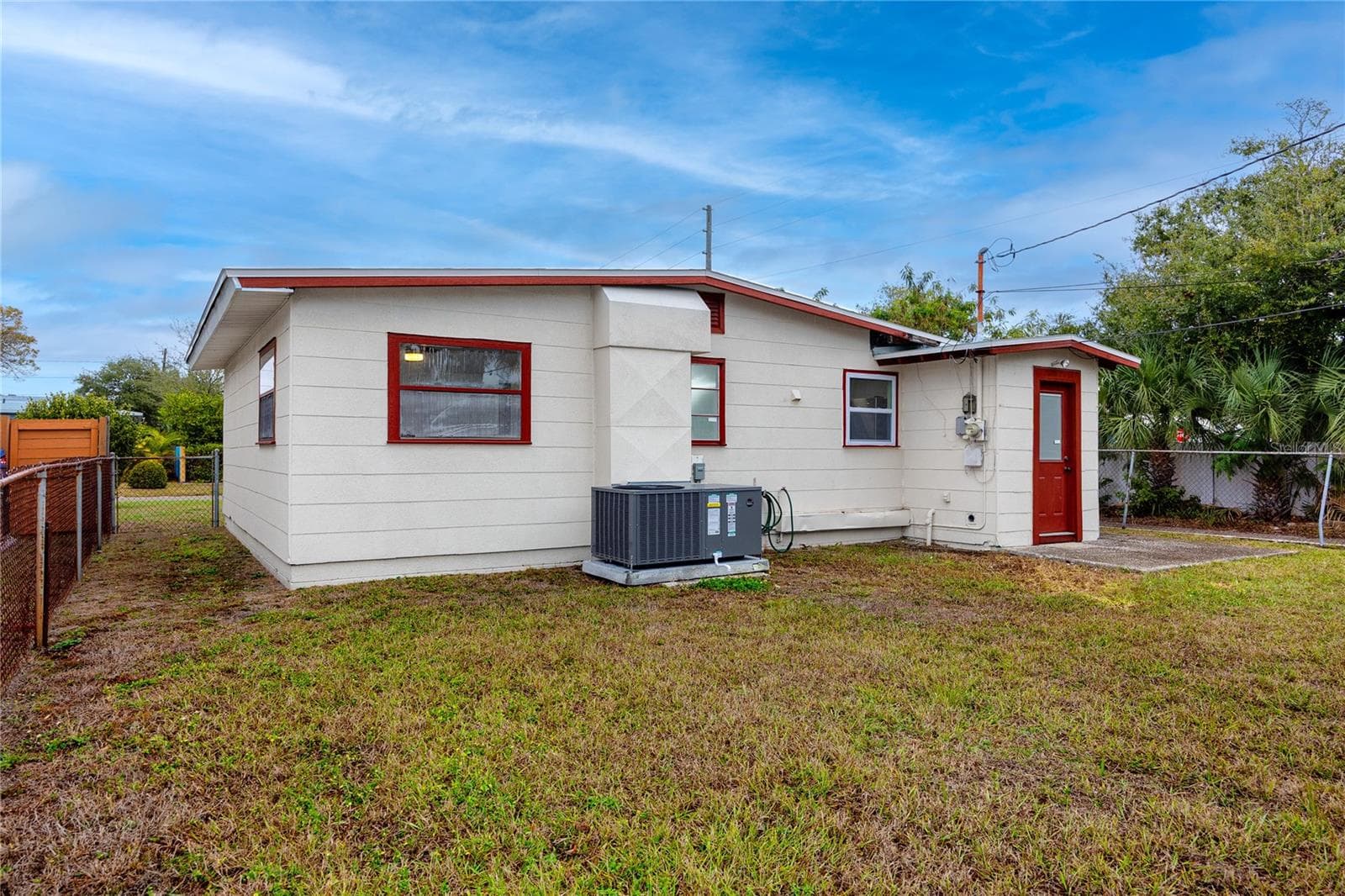 Single Family Residence at 418 39TH AVE N, ST PETERSBURG, photo 32 of 37