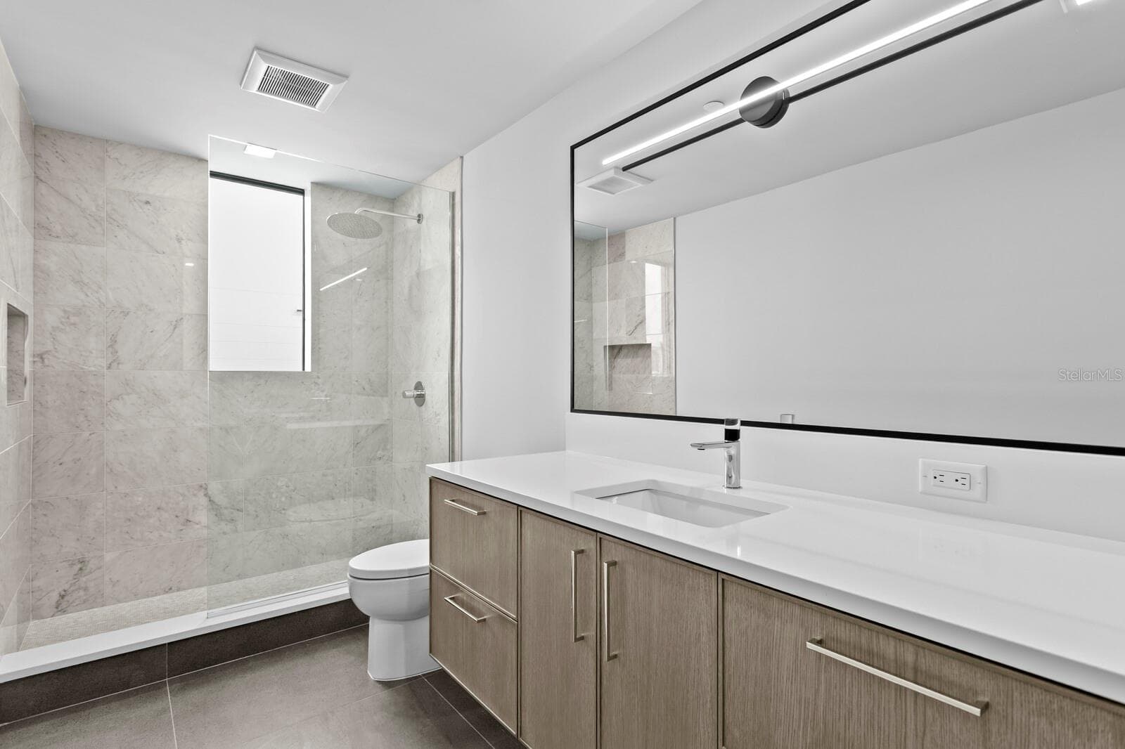Single Family Residence at 70 GULF BLVD, INDIAN ROCKS BEACH, photo 58 of 77