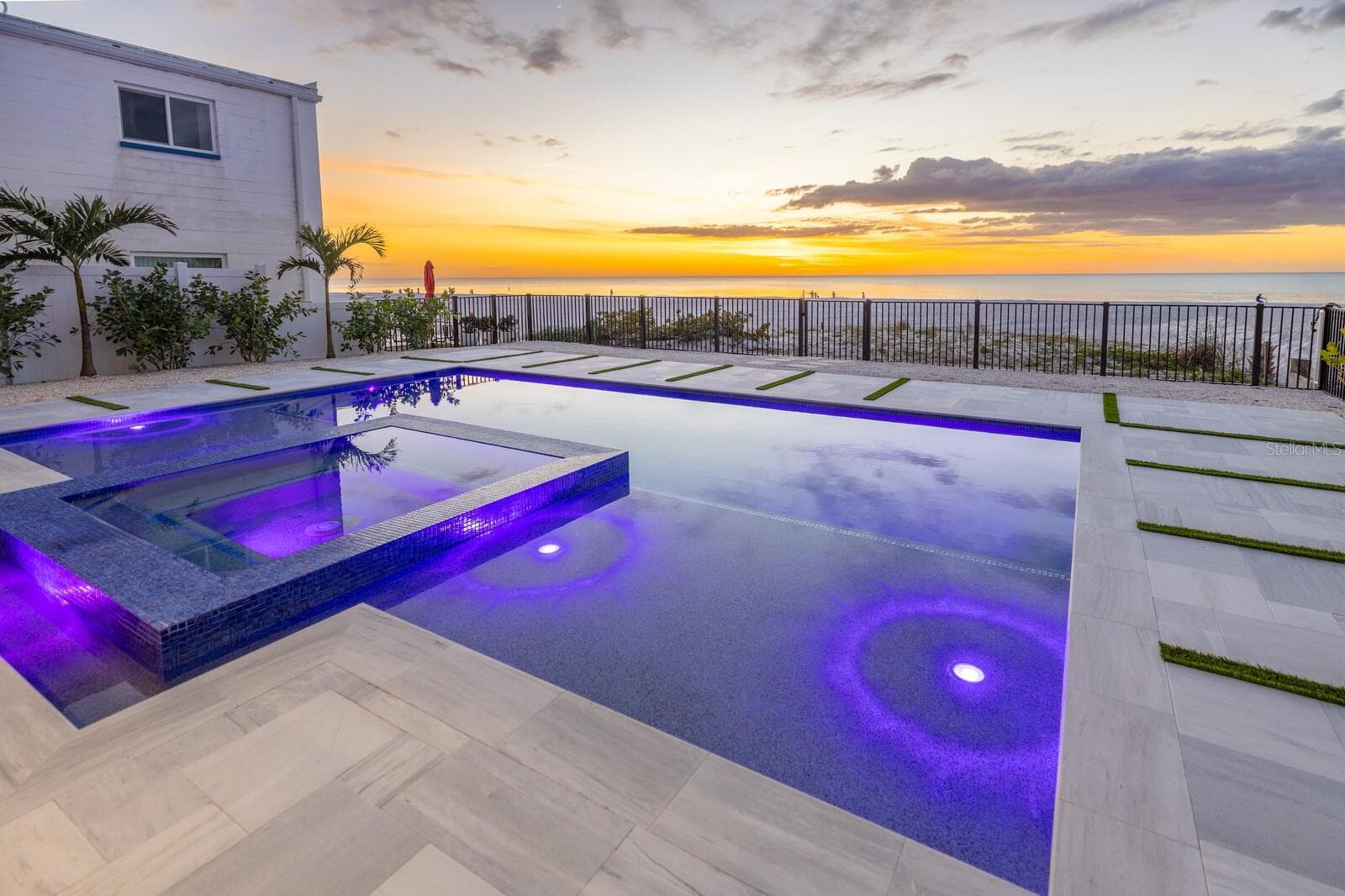 Single Family Residence at 70 GULF BLVD, INDIAN ROCKS BEACH, photo 70 of 77