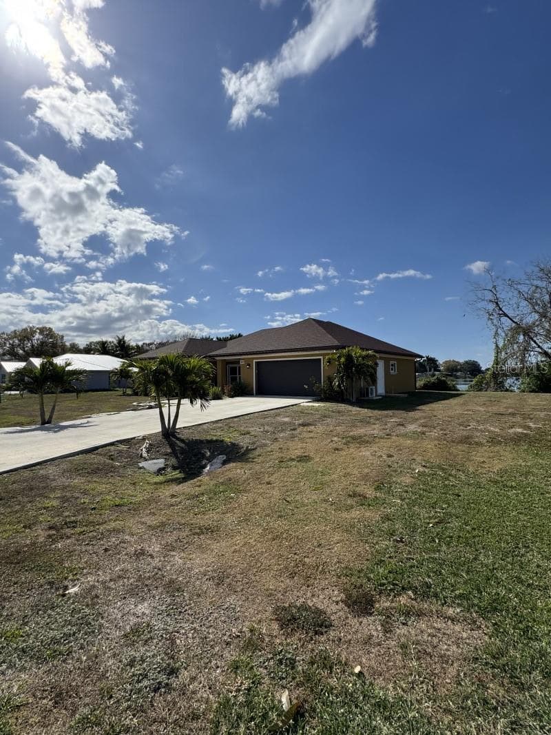 Single Family Residence at 2809 SE 27TH AVE, OKEECHOBEE, photo 3 of 39