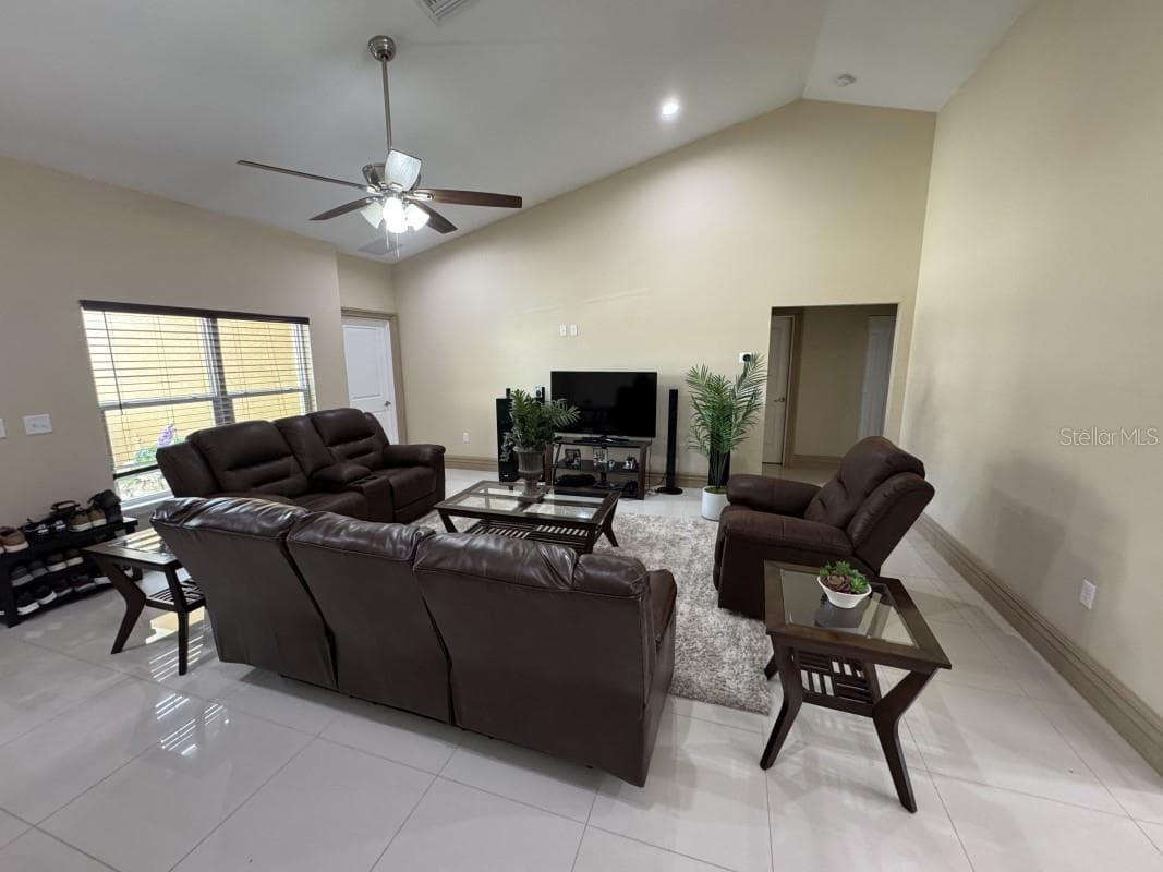 Single Family Residence at 2809 SE 27TH AVE, OKEECHOBEE, photo 13 of 39